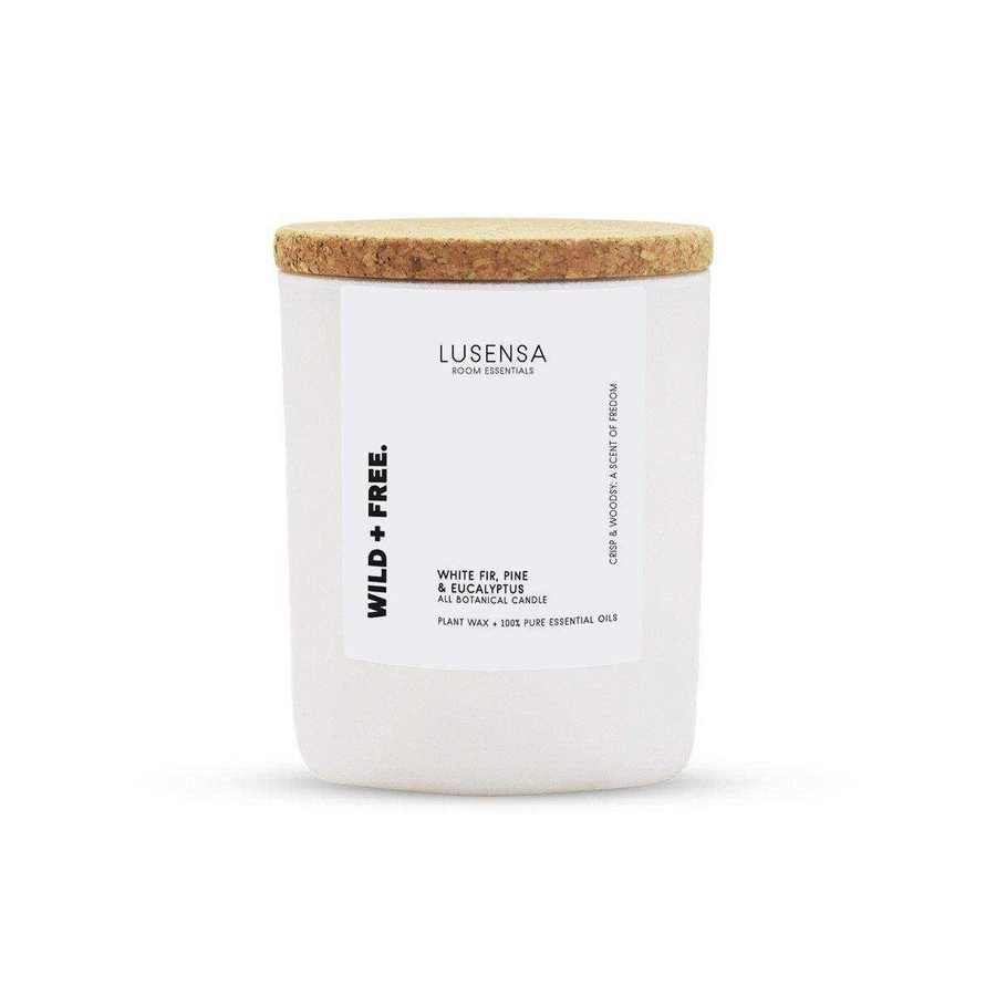 Lusensa Wild & Free Duftkerze mit holzigem Aroma aus Rapswachs, Weiß, 250 g - Bild 1