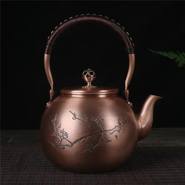 Handgefertigte Teekanne aus antikem Reinkupfer von Yiran Furniture mit floralem Dekor, Farbe Rotkupfer, 1600 ml - Bild 1