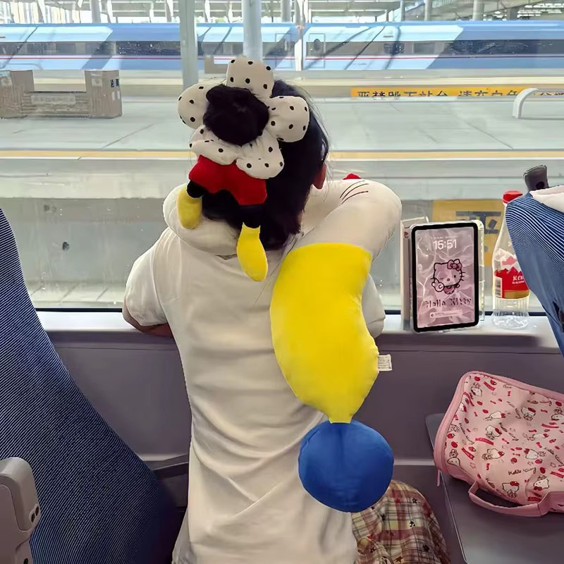 Aoger Hello Kitty Nackenkissen aus weichem Plüsch für Reisen und unterwegs - Bild 3