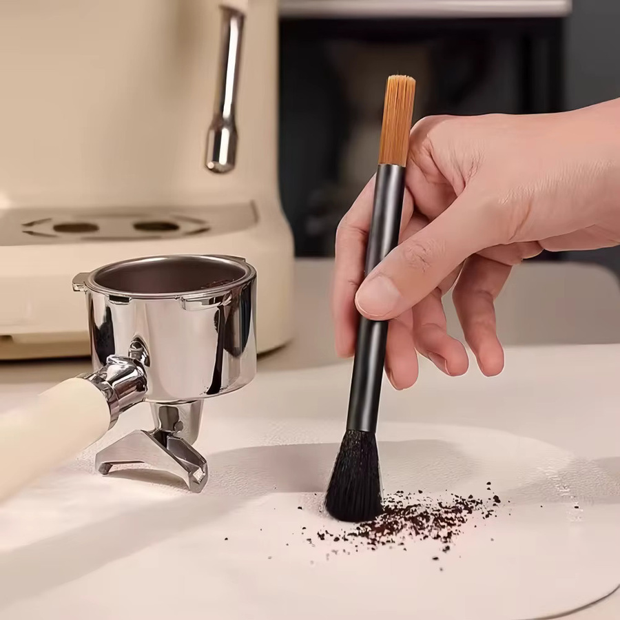 WUWANLI Kaffeemühle Reinigungsbürste aus Aluminium mit weichen Borsten in Schwarz - Bild 2