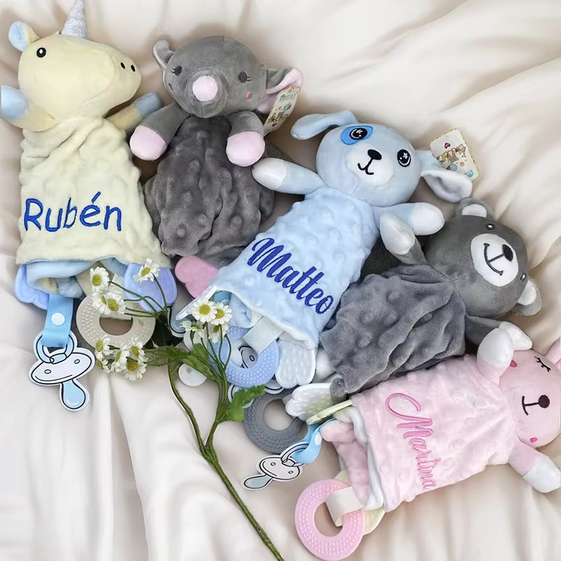 Personalisierte Minky-Sicherheitsdecke von NanBeiCat mit Beißring in Grau für Babys - Bild 2