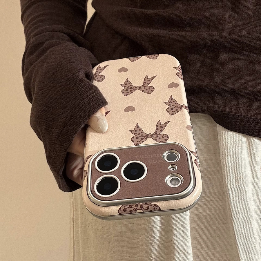 Stoßfeste Leder-Schutzhülle mit Retro-Leopardenmuster und Schleife für iPhone 12 bis 17 Pro Max Plus in Braun und Beige - Bild 4