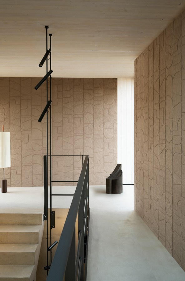 Arte Wallpaper Arcane Oak – Abstrakte Vlies Tapete in Braun mit modernem Design und matter Textur - Bild 1