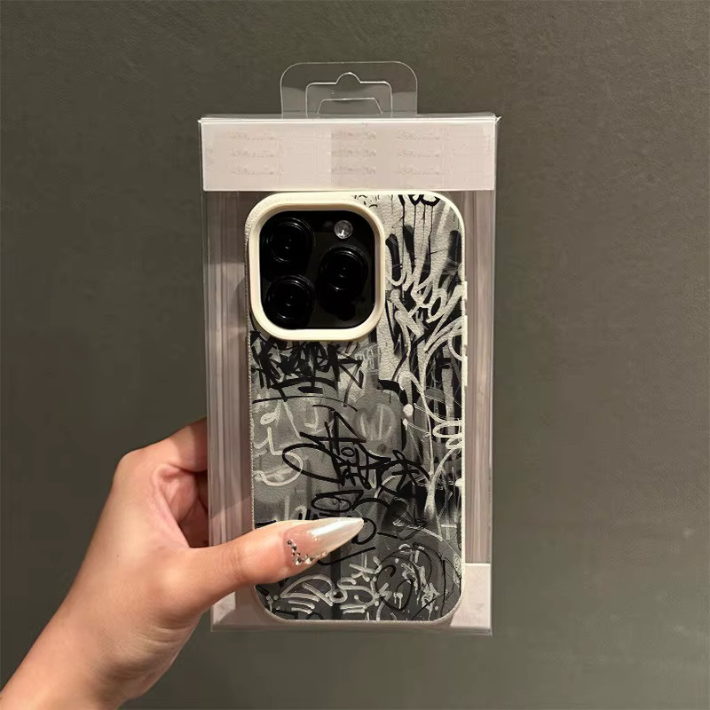 Wolkerfly Handyhülle mit Schwarz-Weiß-Graffiti-Design für iPhone 16, 15, 14, 13, 12, 11 und XS/X/XR Modelle - Bild 3