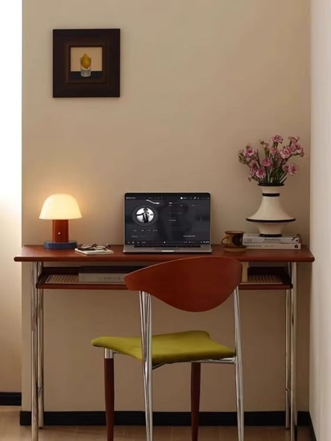Oeny Retro-Schreibtisch aus massivem Holz und Edelstahl als multifunktionaler Büro- und Computertisch mit Aufbewahrungsmöglichkeit - Bild 4