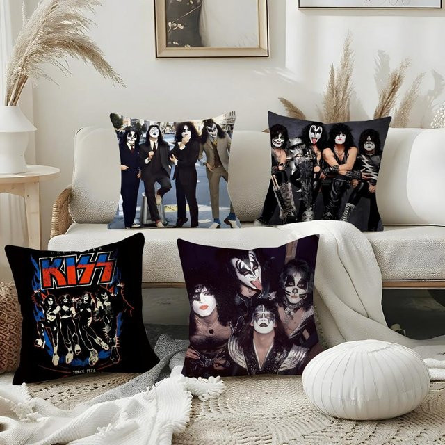 K-Kiss BAND POP Kissenbezug aus weichem Plüsch mit doppelseitigem Grafikdruck, quadratisch, Breite: 30 cm, Höhe: 30 cm - Bild 1