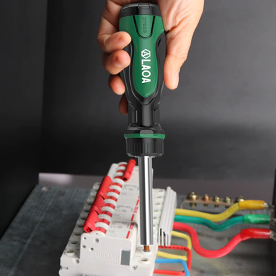 LAOA Ratschenschraubendreher-Set mit 12 Bits aus Chrom-Vanadium-Stahl und ergonomischem Griff - Bild 4