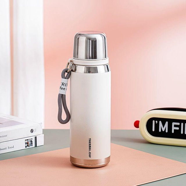 Yiran Furniture Thermosbecher mit Farbverlauf aus Edelstahl, 600ml - Bild 1