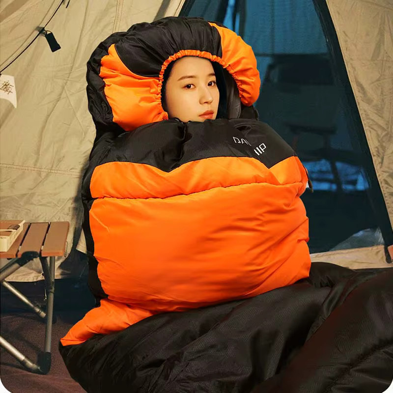 DAWN TRIP Beheizter Schlafsack für Erwachsene in Orange mit Multi-USB-Stromunterstützung und kompakter Tragetasche - Bild 3