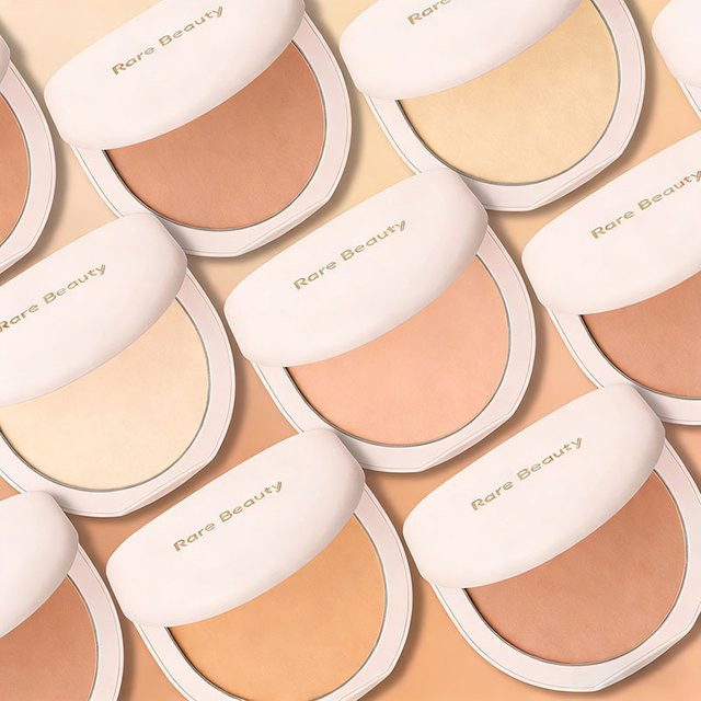 Rare Beauty Puder, Matt, Unisex - Bild 1