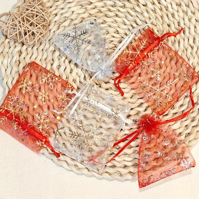 50 Stück Schneeflocken Tüll Geschenktüten mit Kordelzug in Rot und Silber für Hochzeiten und Silvesterpartys, Breite: 9 cm, Höhe: 12 cm - Bild 1