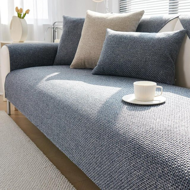 Waschbarer Chenille-Sofabezug von Your Warm Home in Blau, einfarbig und rutschfest, B/B: 110 x 110 cm - Bild 1