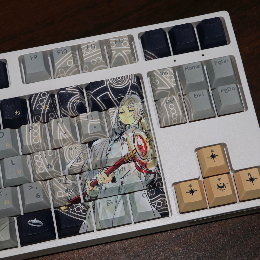 Frieren Anime Theme Keycaps aus PBT im Cherry Profile mit Side Print für mechanische Tastaturen wie Made68, Mad68 und Wooting 60, Mehrfarbig - Bild 4