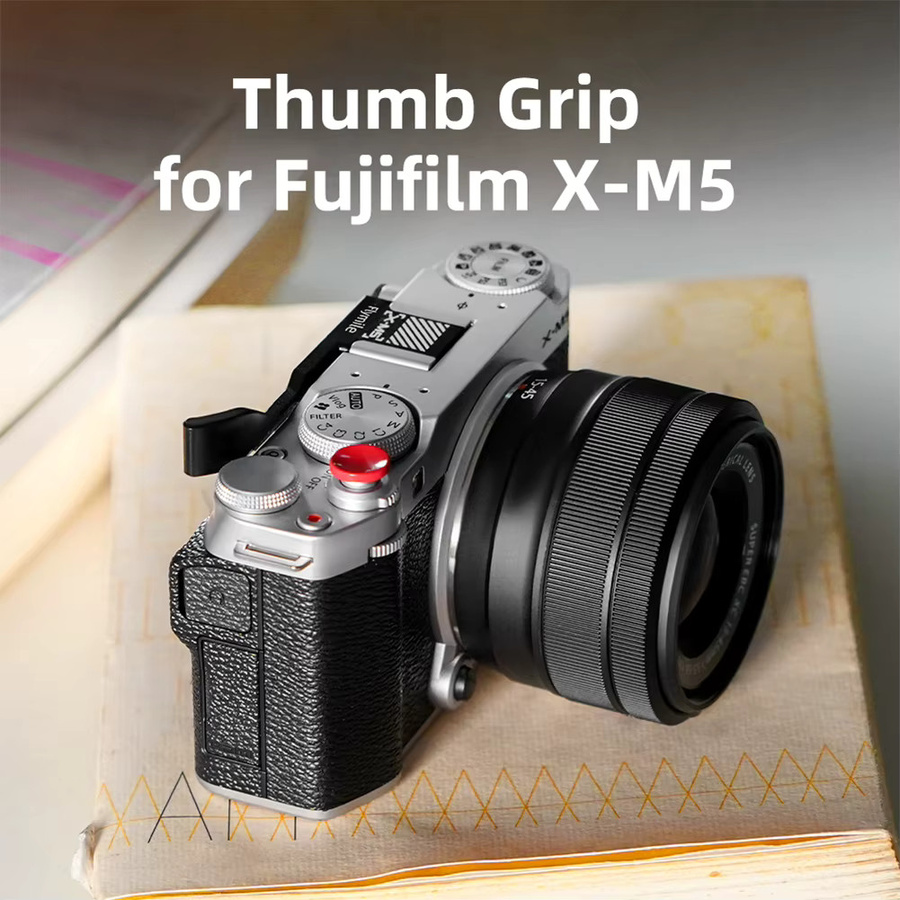 Fujifilm Daumengriff aus Aluminiumlegierung mit Blitzschuhabdeckung für die Fujifilm X-M5 in Silber - Bild 5