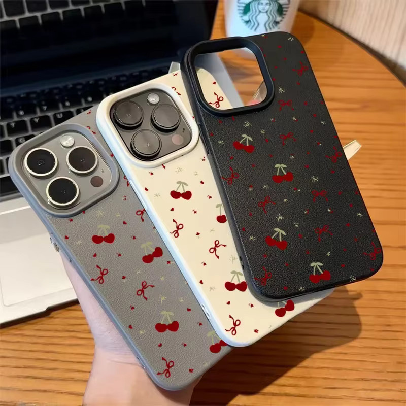 Silikon Handyhülle mit Kirsch- und Bogenmuster für Apple iPhone 16 15 14 13 12 11 Pro Max Plus XS Max in Weiß - Bild 3