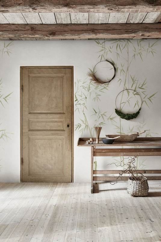 Sandberg Mural Arashiyama Tapete mit Bambus-Motiv in Green und Cream aus Vlies - Bild 2