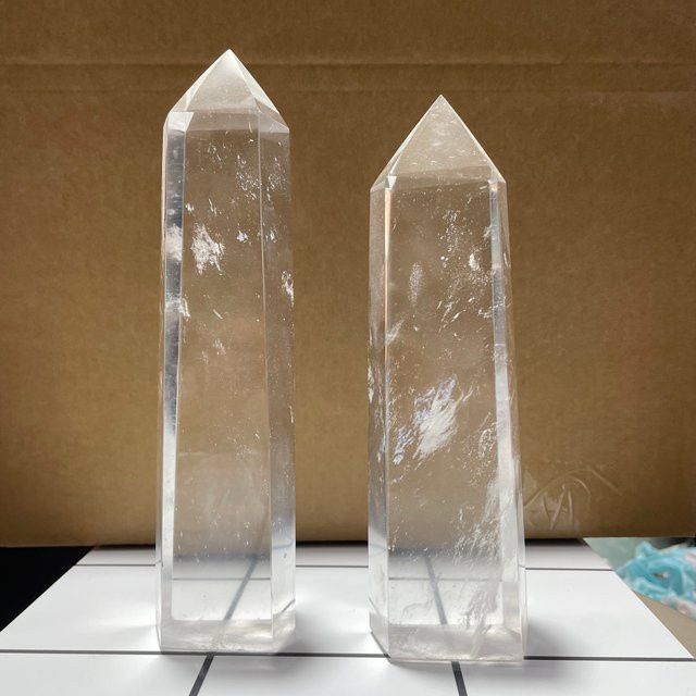 TAIHESJ Quarz Obelisk aus grünem Schmelzstein als Heilkristall für Feng Shui und Dekoration - Bild 1