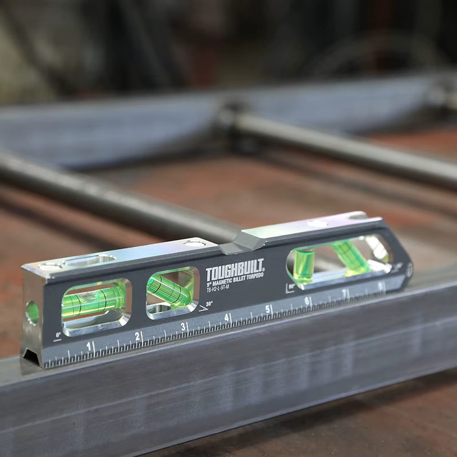 TOUGHBUILT Magnetische 9-Zoll-Torpedo-Wasserwaage aus Aluminium mit Präzisionsfläschchen - Bild 3