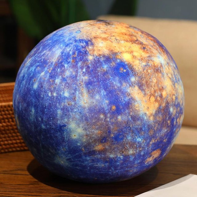 Binchi Fitness Sonnensystem Dekokissen als Plüschtier mit Planeten Erde, Sonne, Mars, Merkur, Jupiter, Saturn, Uranus und Neptun, Durchmesser: 27 cm - Bild 1