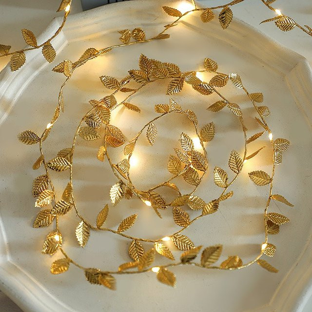 OKAL RED EAST LED Drahtlichterkette mit 20 goldenen Blättern aus Kupferdraht, batteriebetrieben für Hochzeit, Party und Weihnachtsdekoration - Bild 1