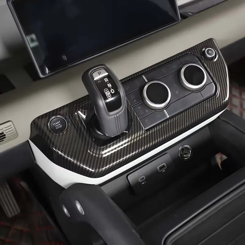 Dashboard-Zierleiste für Land Rover Defender 90 und 110 L663 (2020-2024) zur Abdeckung der Getriebe-Mittelkonsole - Bild 4