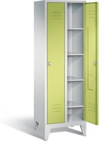 C+P Wäsche-Spind Classic mit Türen und Schloss, Farbe Front Viridingrün und Korpus Lichtgrau, H 185,0 cm x B 61,0 cm x T 50,0 cm - Bild 1