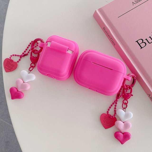 Silikon Kopfhörer-Schutzhülle mit Herz-Anhänger für Apple AirPods 1/2/3/4 und Pro in Rosa - Bild 1