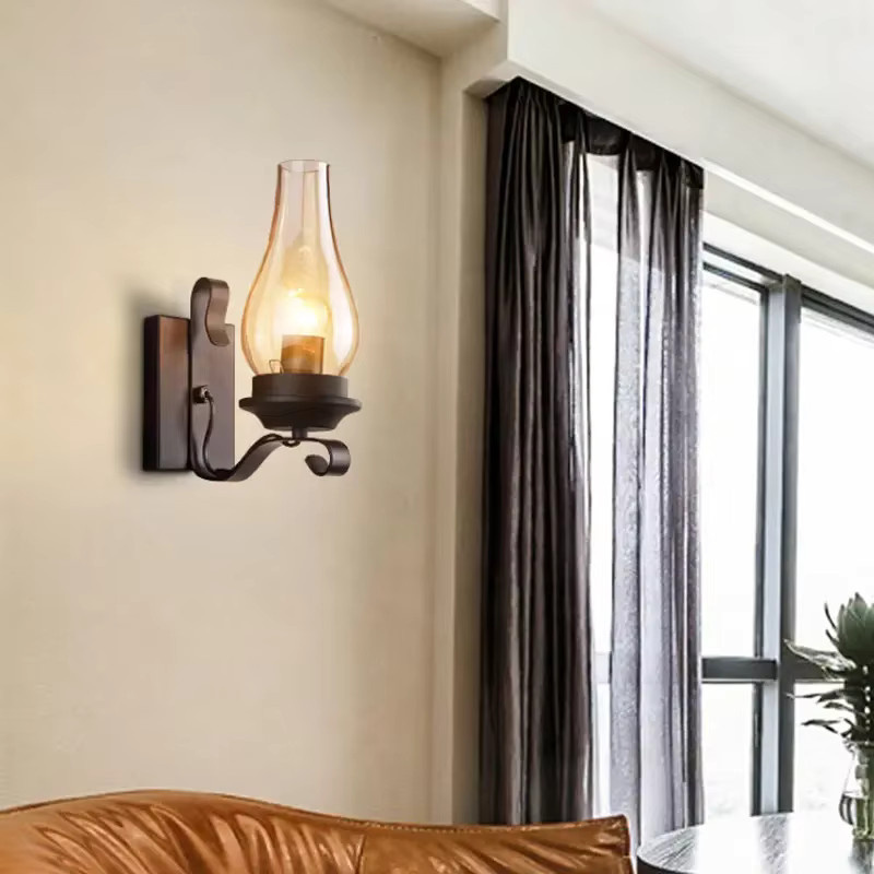 Claeted Vintage Wandleuchte im Industrial Design aus Metall und Glas mit transparentem Tropfen-Schirm für Schlafzimmer, Wohnzimmer und Flur - Bild 3