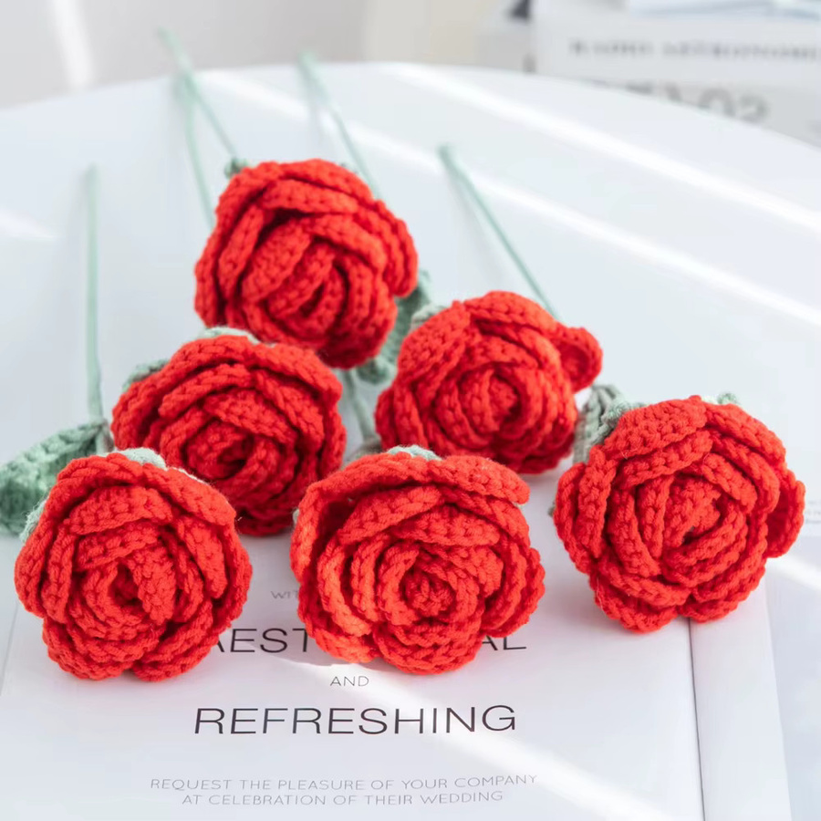 TTCY Handgemachte gehäkelte Rosen aus Textil in Rot für Dekoration, Hochzeit und Garten - Bild 3