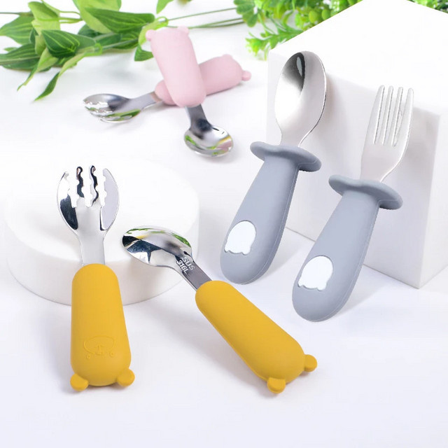 Besteckset für Babys und Kinder aus Edelstahl und Silikon in Grau mit ergonomischem Design - Bild 1