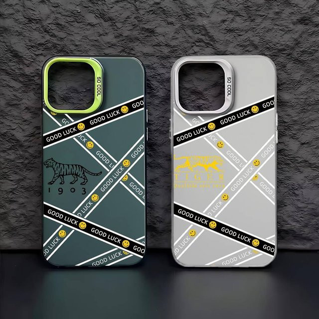Tig-gers of Sweden Handyhülle mit Metallknöpfen für iPhone 12 bis iPhone 17 Pro Max - Bild 1