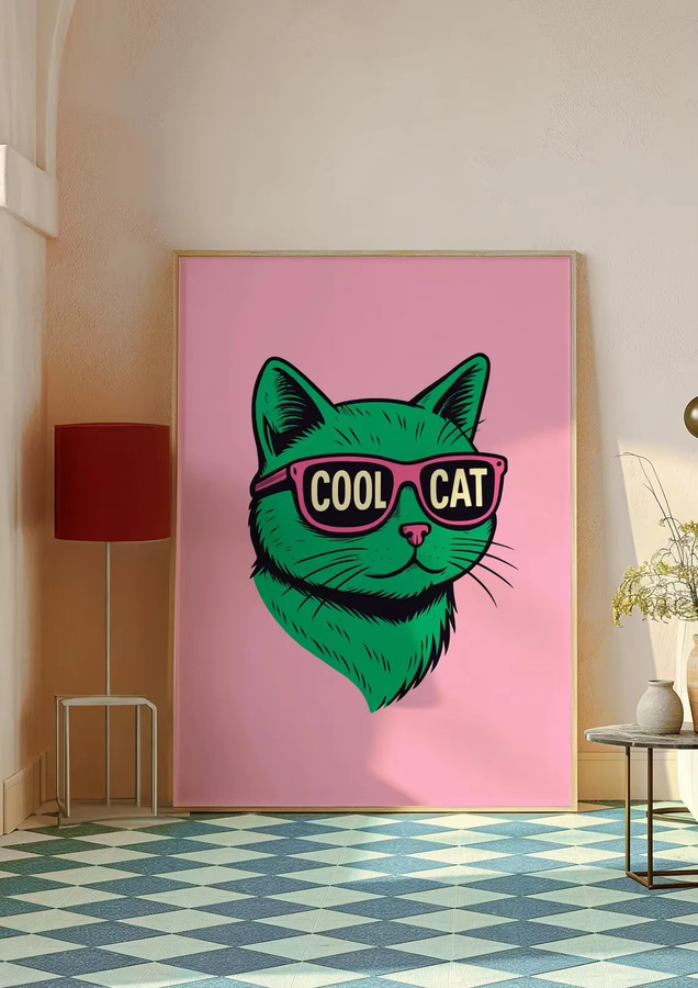 Retro Cool Cat Wanddekor von SHENCHEN - Grafische Illustration einer grünen Katze mit rosa Sonnenbrille und Typografie in rechteckiger Form - Bild 2