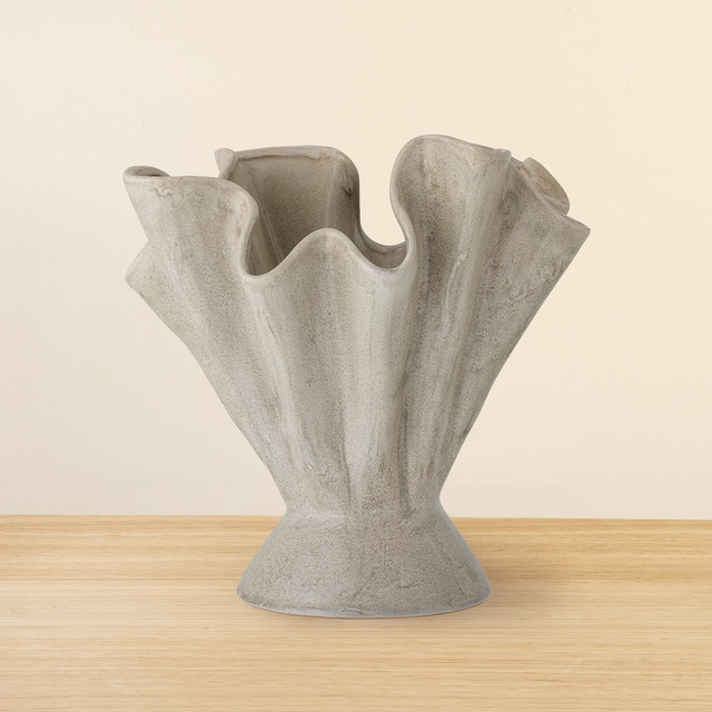 Bloomingville Steingut Vase Plier in Natur skulptural - Bild 1