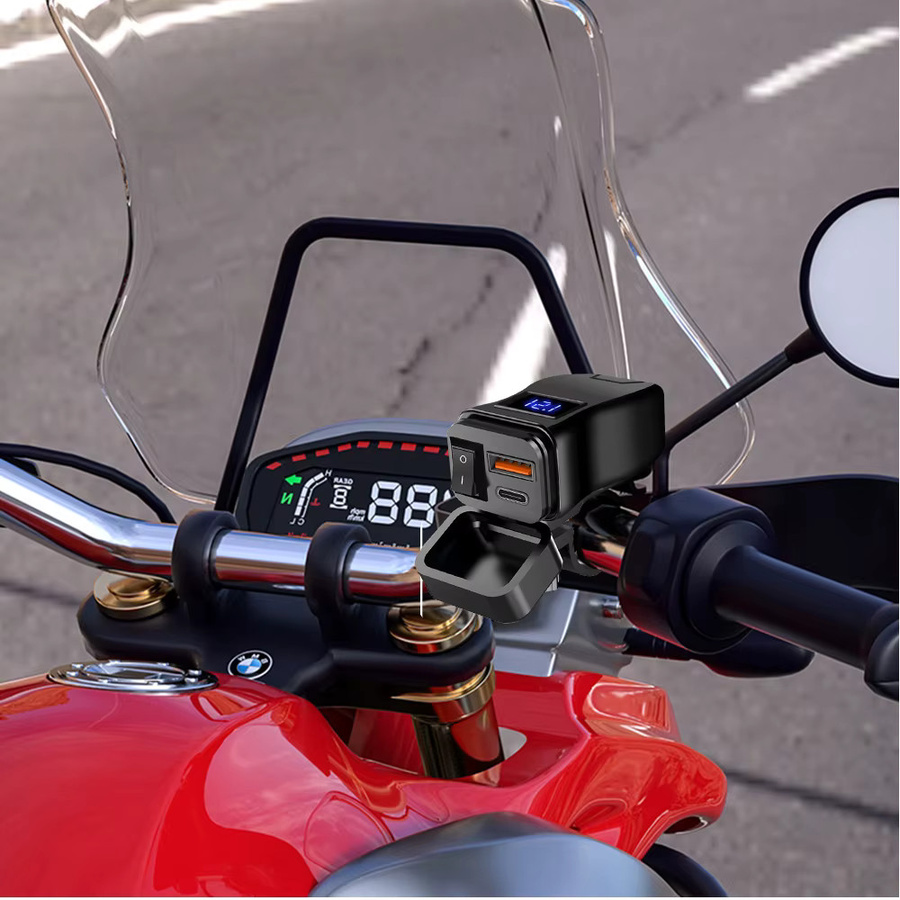 Dual USB Motorrad Ladegerät mit QC 3.0 Schnellladefunktion, digitalem Voltmeter und Schalter, wasserdicht, Schwarz - Bild 4