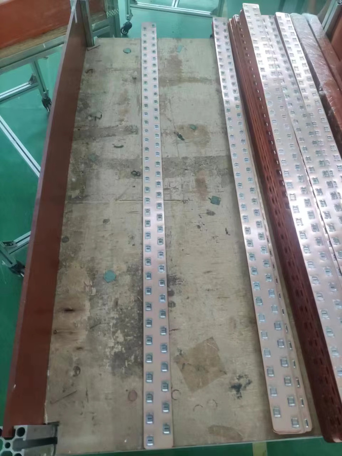 Wellgo 3 Stück Kupfer-Nickel-Legierung Sammelschiene in Silber, 0,3 mm Kupfer-Nickel-Streifen mit 0,8 Zellen für 1p bis 4p bis 200a - Bild 3