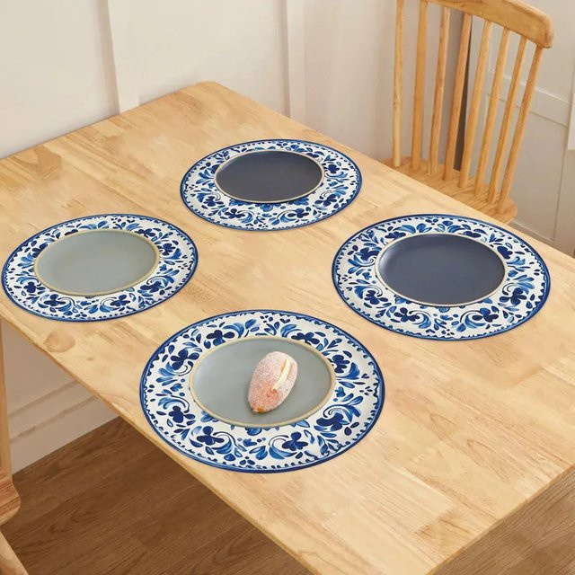 VIKAMA 4er Set Tischsets mit blau-weißem Blumenmuster, rund, rutschfest und hitzebeständig, Farbe: Blau-Weiß - Bild 1