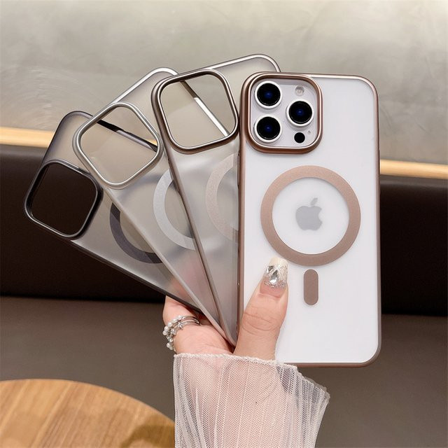 Magnetische iPhone Hülle von MUQGEW mit mattierter Beschichtung in Schwarz, stoßfeste Schutzhülle für iPhone 17, 16, 15, 14, 13 Pro Max - Bild 1