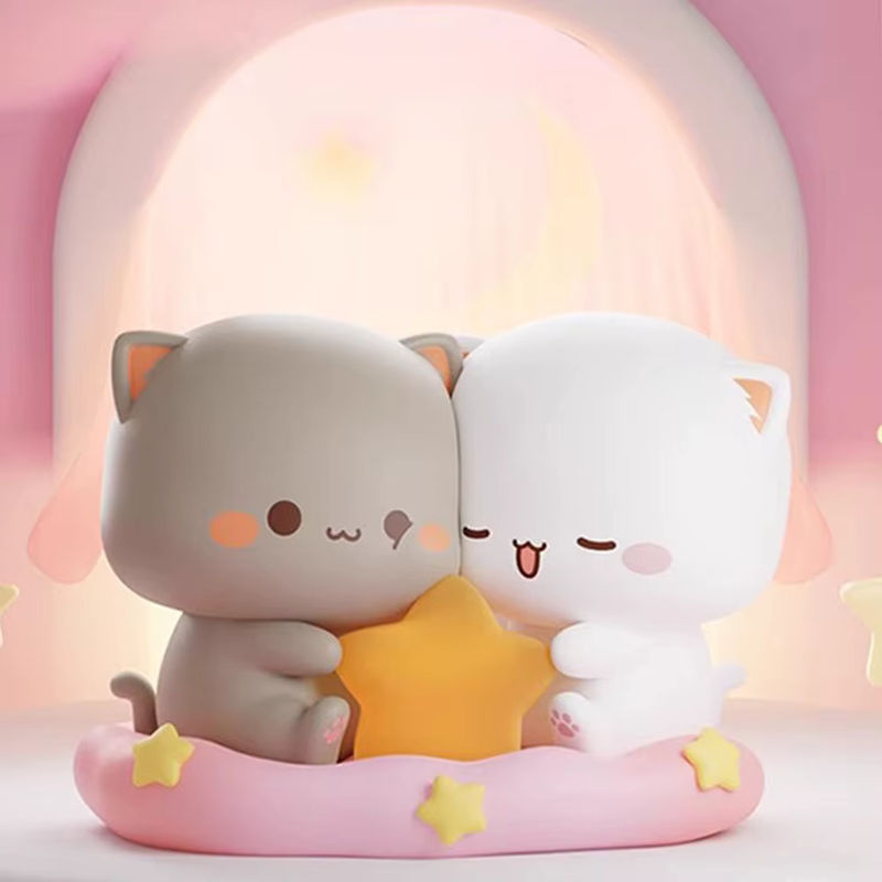 Süße Katzen-Serie Blindbox Set mit 4 Überraschungsfiguren aus Kunststoff, mehrfarbige Mini-Puppen zur Schreibtisch-Dekoration - Bild 2