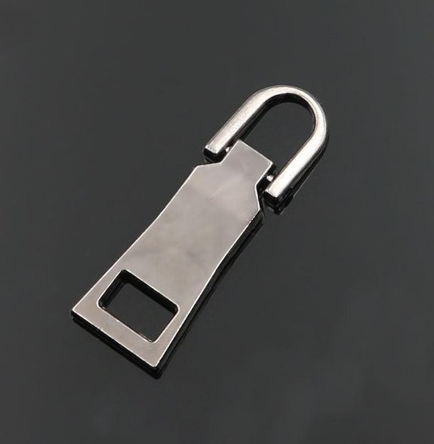 Universelle Reißverschluss-Ersatz-Zuglaschen aus Metall in Gold oder Silber für Kleidung und Taschen - Bild 1