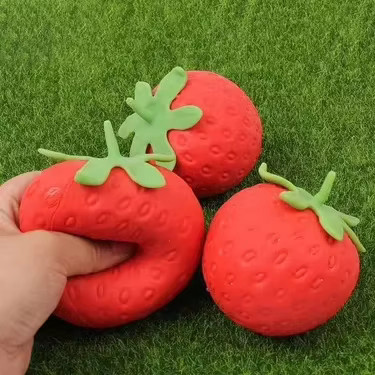 Bandai Erdbeer-Squishy-Quetschspielzeug - Bild 2