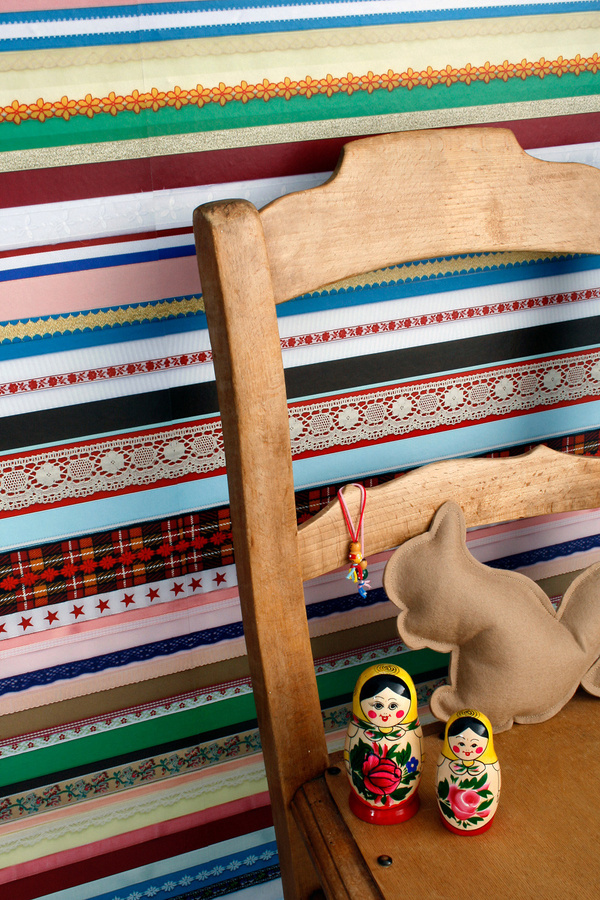 Studio Ditte Tapete Ribbon in Multicolour mit abstraktem Streifenmuster und Vintage-Look, Vlies-Tapete, Rolle - Bild 2