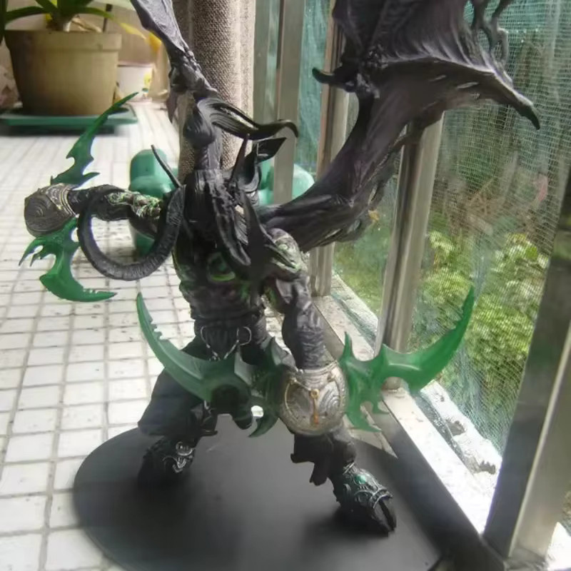 Bandai World of Warcraft Dämonenjäger Illidan Sturmgrimm, Actionfigur, PVC - Bild 2