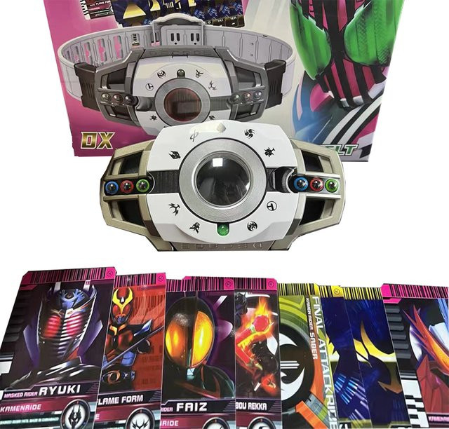 Bandai Kamen Rider Decade Belt CSM Kamen Rider Driver Action Figure - Bild 1