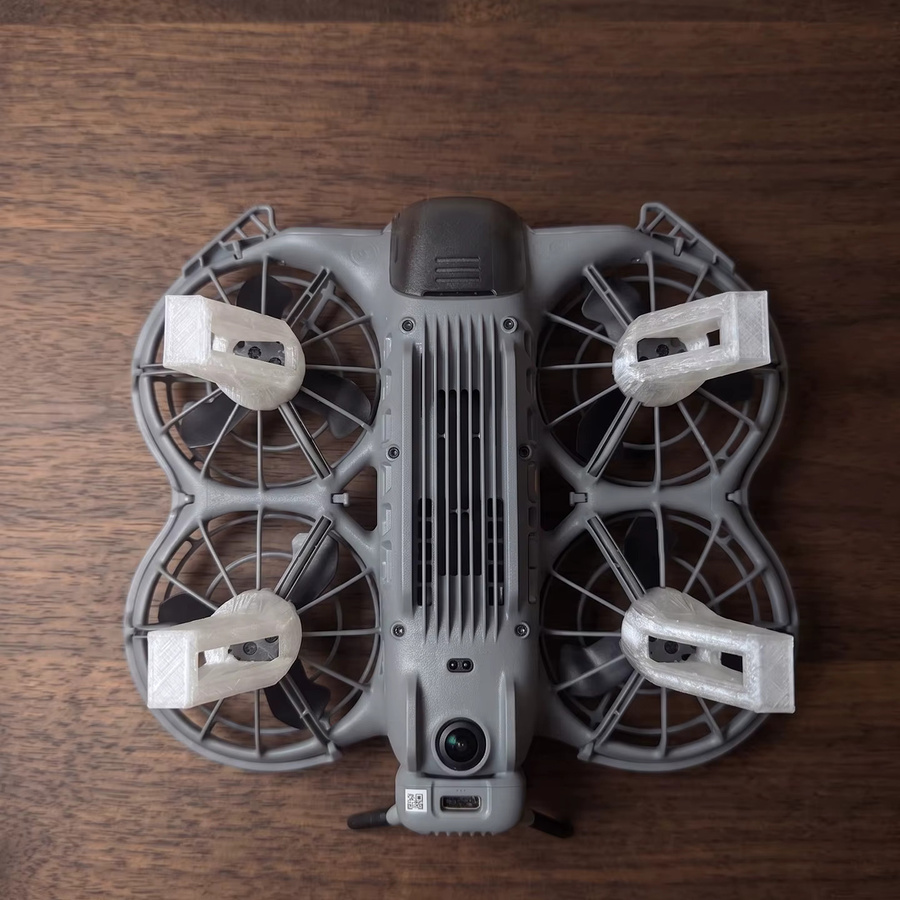 DJI Neo 2 Schnellverschluss-Landegestell in Lila mit Höhenverlängerung und Display-Ständer - Bild 3