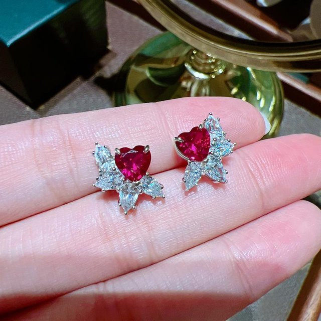 YIRAN Jewelry Ohrstecker, Rote Herz, CZ, Damen - Bild 1