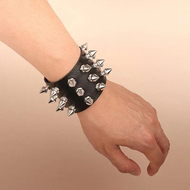 Armband Leder, Schwarz, Nieten, Unisex - Bild 1