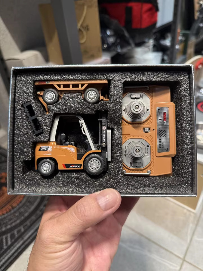 Nanfeng Mini-Gabelstapler, ferngesteuertes Elektro-Modellfahrzeug, Maßstab 1:64 - Bild 3