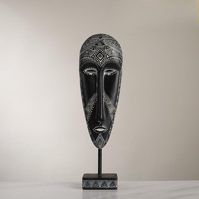 Handgefertigte Kunstmaske im afrikanischen Retro-Stil von Yiran Furniture als dekorative Harzskulptur für die Tischdekoration - Bild 1