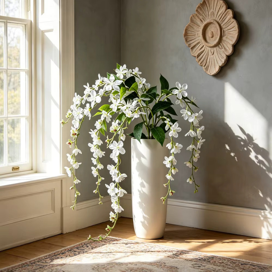 Künstliche Jasminpflanzen von Kmitang als Hängepflanze aus Textil, Farbe: Weiß und Lila, Höhe: 95 cm - Bild 1