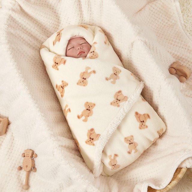 MARKET-1 Babydecke aus Fleece und Flanell für Neugeborene, weiche Steppdecke als Pucktuch oder Kinderwagendecke, Weiß, B: 75 cm, L: 100 cm - Bild 1